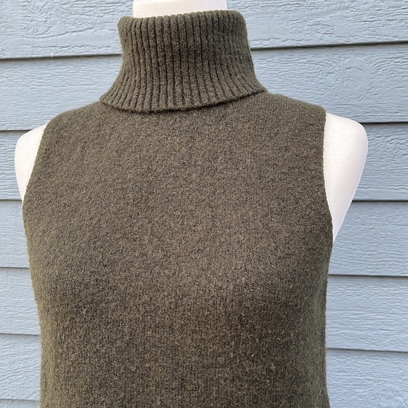 Cynthia Rowley Wool Blend Sleeveless Turtleneck Tunic Sweater - Picture 2 of 10